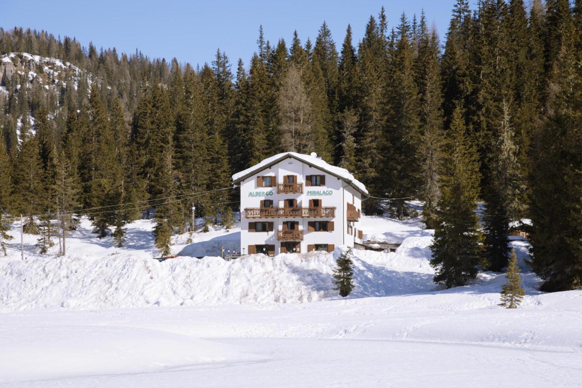 Hotel Miralago Misurina Exterior photo